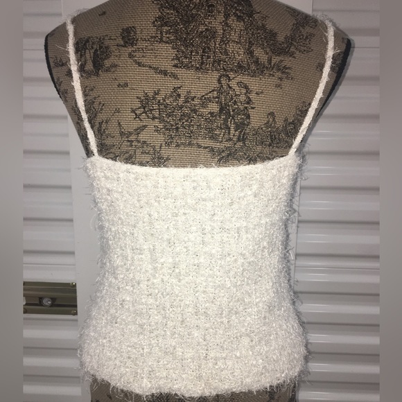 New With Tags CHANEL White fuzzy twinset w/tank & short sleeve 1-button cardigan - Picture 4 of 17